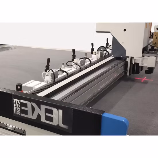 Machine de découpe à couteau vibrant Cutter à couteau oscillant pour tissu, vêtement, verre souple en PVC, carton dur, tapis, intérieur automatique, Foma, EVA, cuir